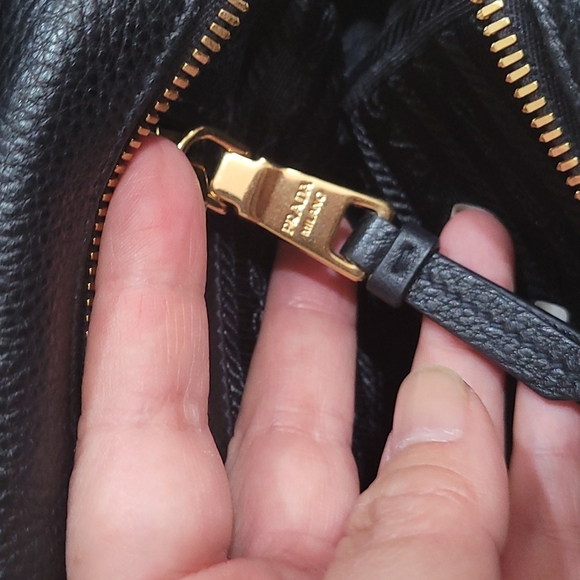 PRADA leather handbag - Picture 10 of 13